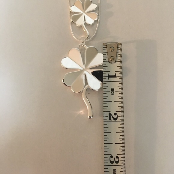 DOUBLE CLOVER SILVER PLATED NECKLACE - Picture 7 of 7